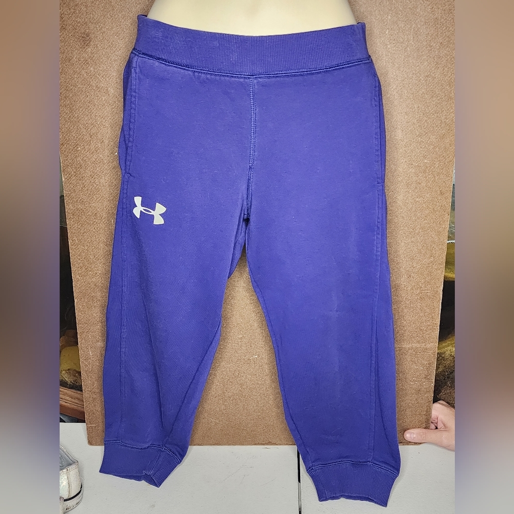 Youth under Armour size large joggers